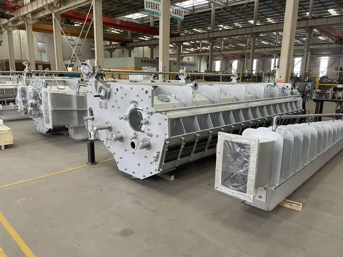 Headbox system for paper machine wet end