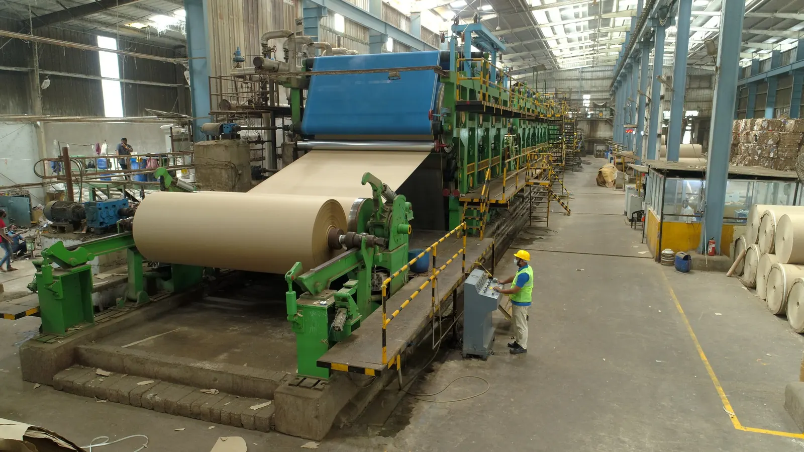 Large paper machine line in operation for SEN International